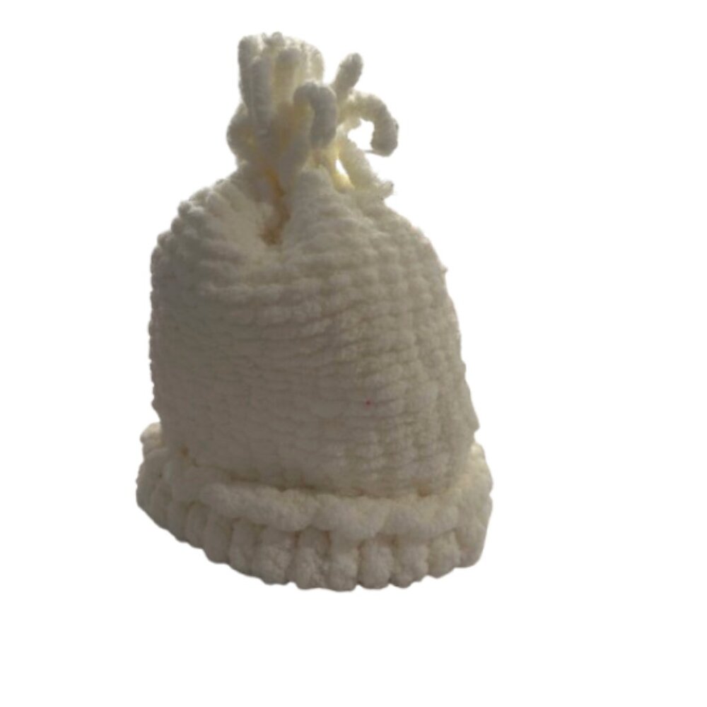 Handmade Hats to Help Kids With Cancer